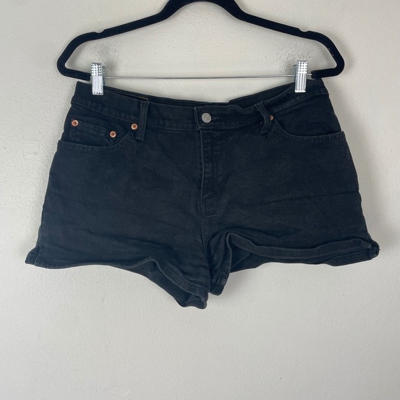 Levi's Pants - VTG Levi's Junior Black Denim Shorts High Waisted Style Casual Everyday so 12/13